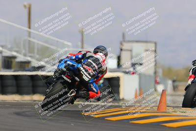 media/Oct-08-2022-SoCal Trackdays (Sat) [[1fc3beec89]]/Turn 16 (125pm)/